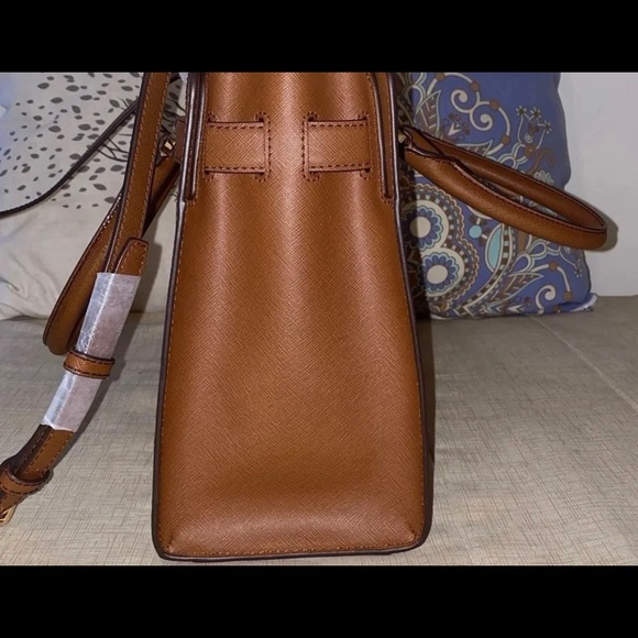 SOLD - Picture 4 of 7